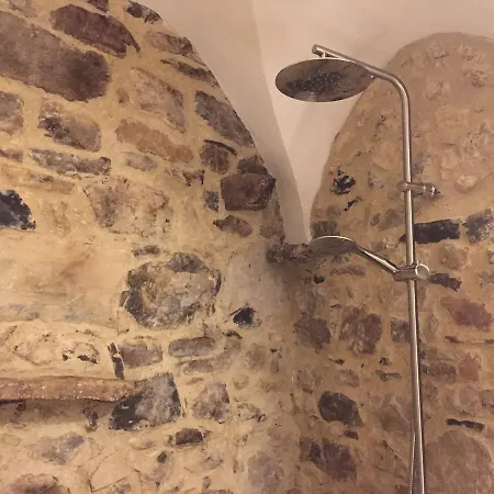 A Ca Du Barba Ge Bed and Breakfast