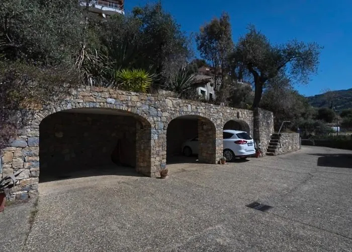 A Ca Du Barba Ge Vallebona